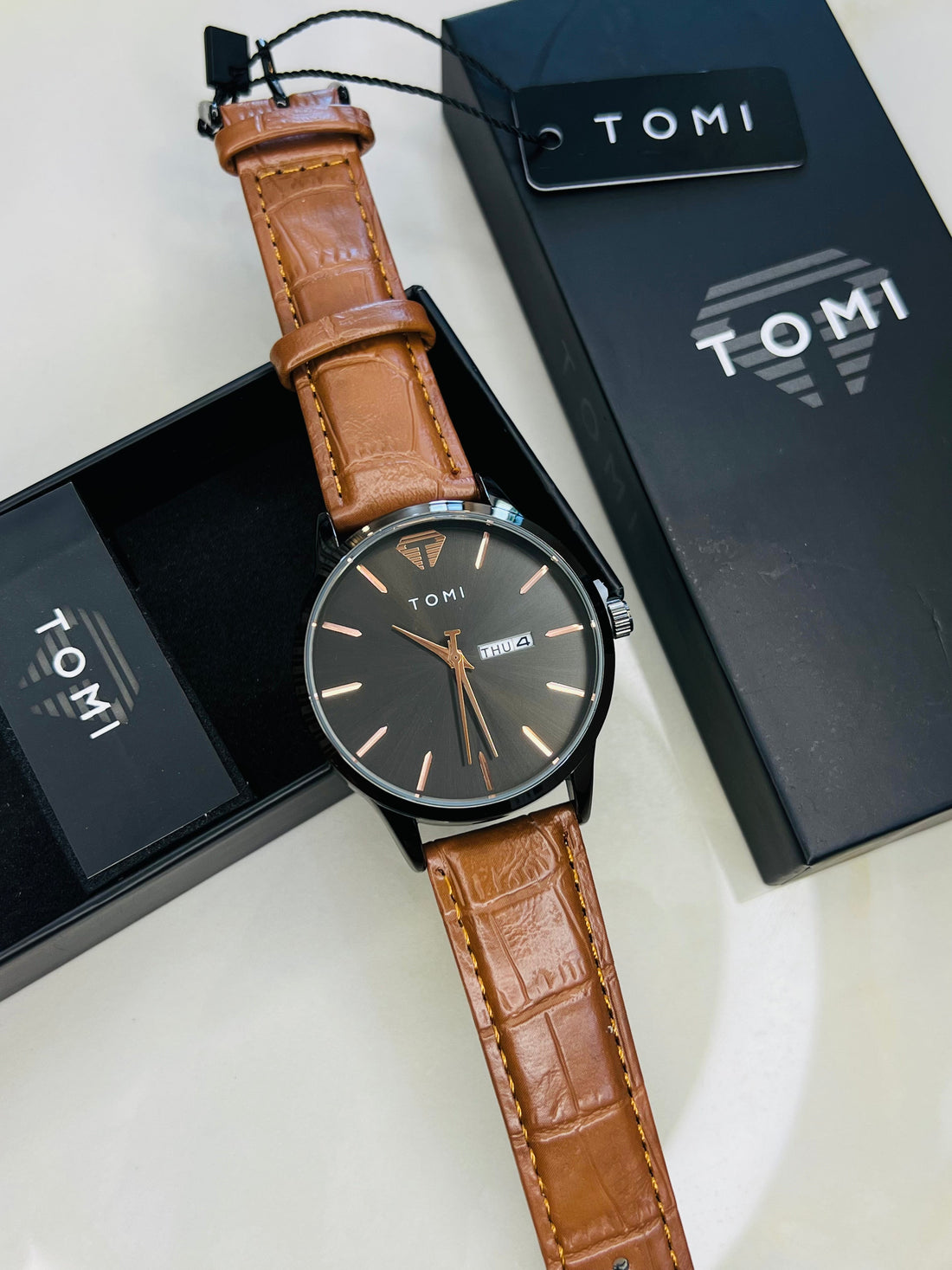 Day Date Brown Black Watch
