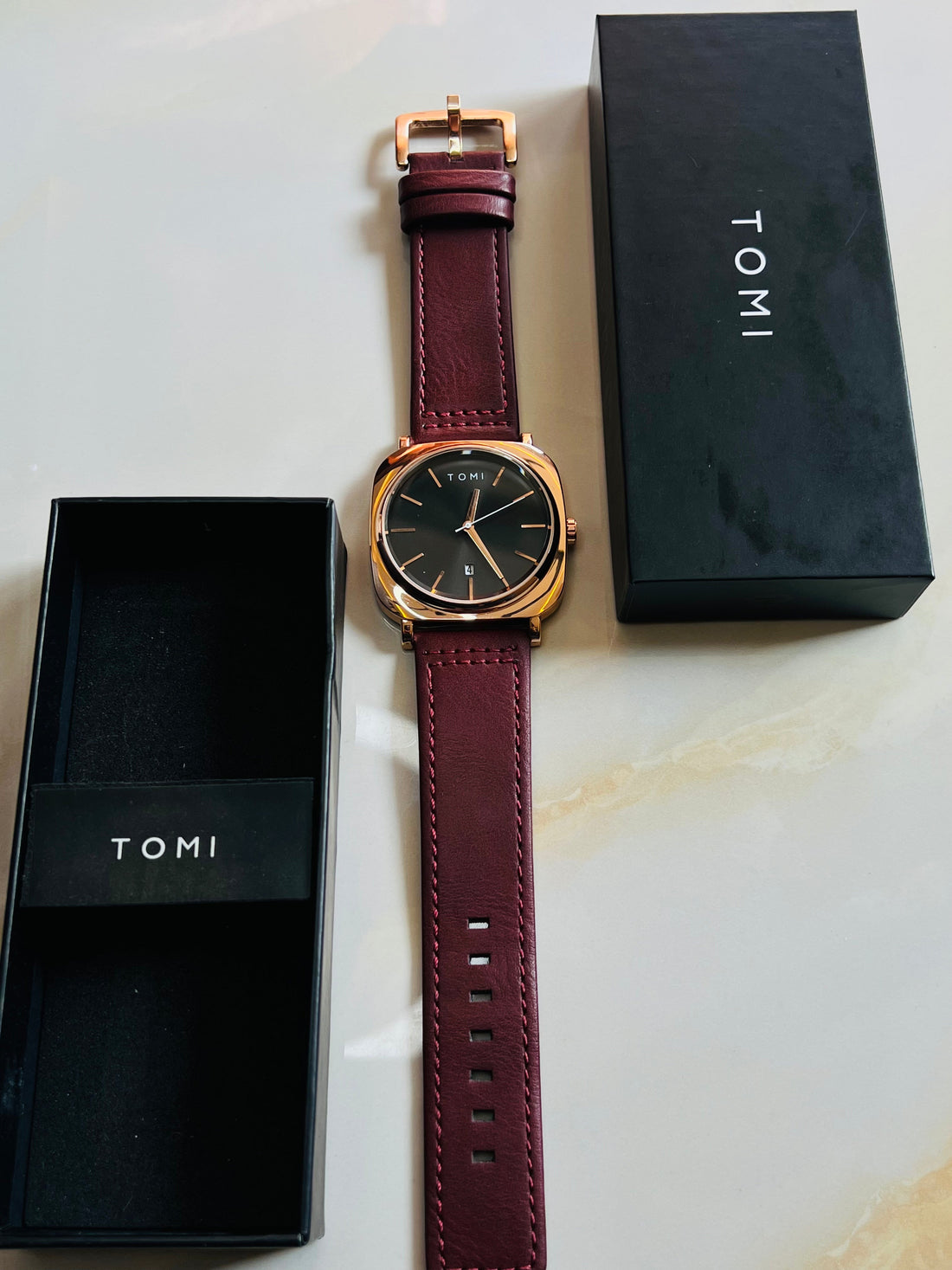 Coffee Gold Business Class Watch
